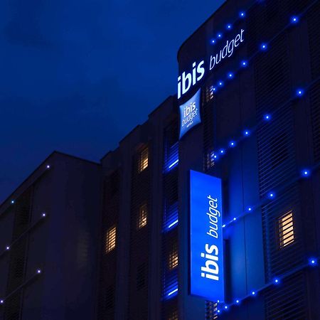 Ibis Budget Lyon Centre Confluence Bagian luar foto