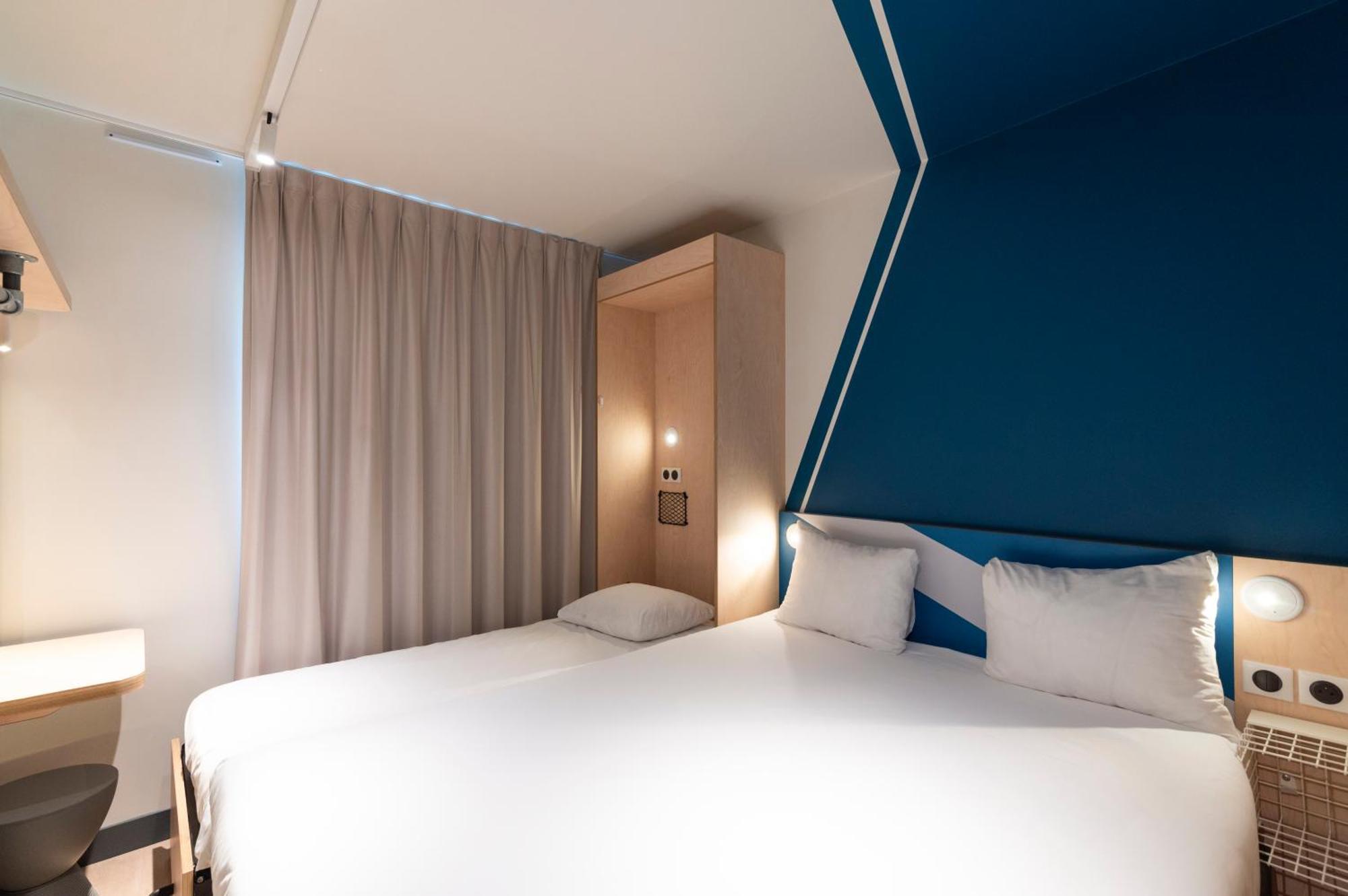 Ibis Budget Lyon Centre Confluence Bagian luar foto