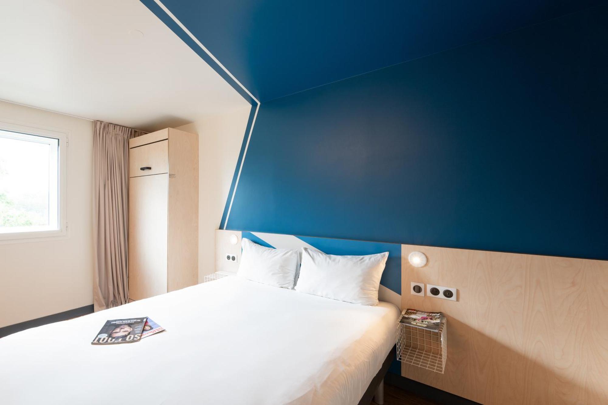 Ibis Budget Lyon Centre Confluence Bagian luar foto